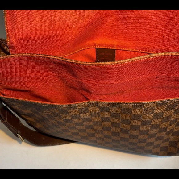 Authentic Louis Vuitton Bastille Bag Damier - Picture 11 of 12